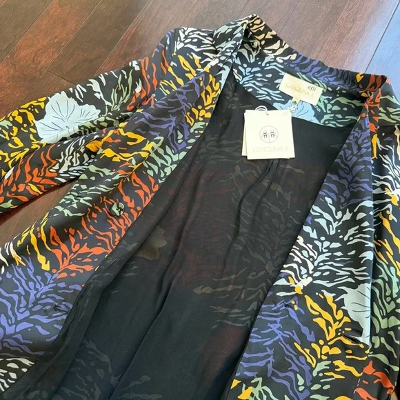 Carolina K NWT Terra Blazer Size M Animal Print Lightweight Floral Colorful - Picture 4 of 7